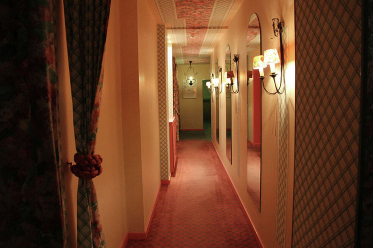Others 5, La Roche Riverside Mansion, Luxembourg