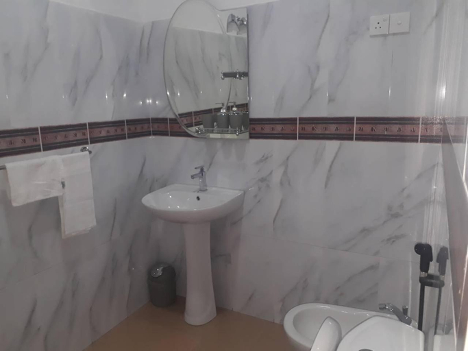 Bathroom 3, villaflorence, Mahara
