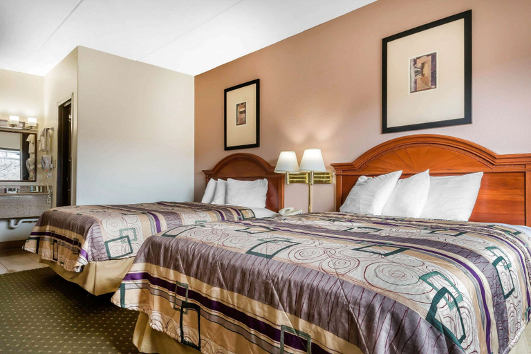 Bedroom 3, Quality Inn & Suites Binghamton Vestal, Broome