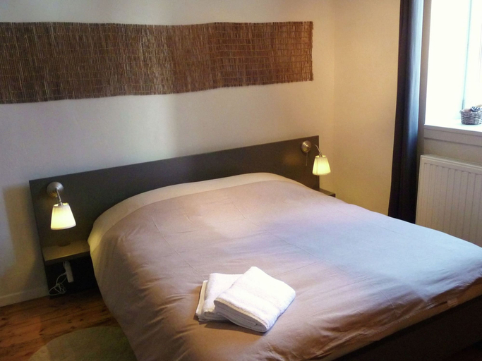 Bedroom 3, Namur Mansion by the Meus, Namur