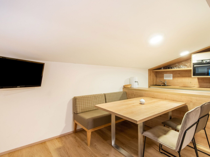 Others 4, Apartment in Wald near Zillertal Ski Area, Zell am See