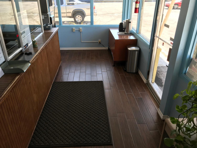 Public Area, Budget Inn & Suites, Randall