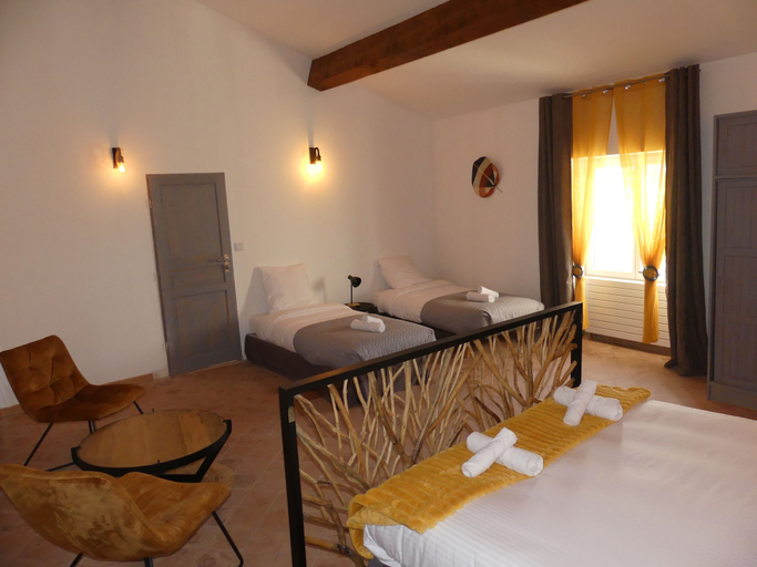 Bedroom 2, le domaine des sources, Var
