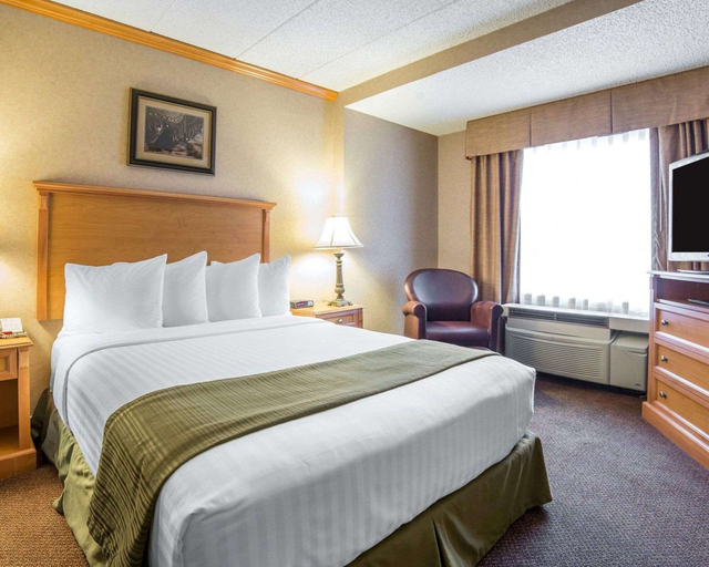 Bedroom 3, Quality Inn & Suites Casper near Event Center, Natrona