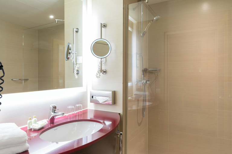 Bathroom 5, Hotel Europäischer Hof Hamburg, Hamburg