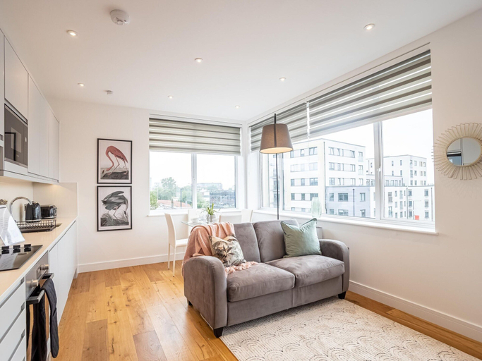 Living area, Two-bedroom Near Cliveden House by Belvilla, Slough