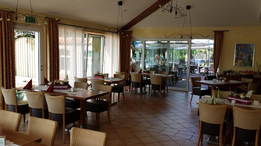 Food & Drinks 5, Hotel Restaurant Am Pfauenhof, Cloppenburg