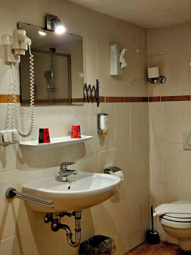 Bathroom 2