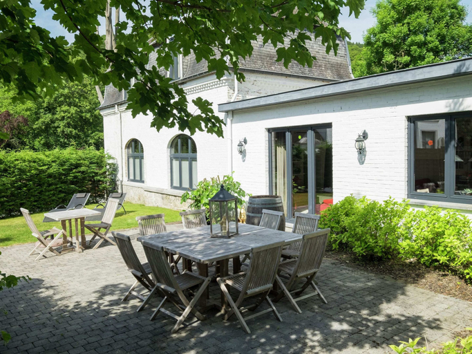 Exterior & Views 2, Namur Mansion by the Meus, Namur