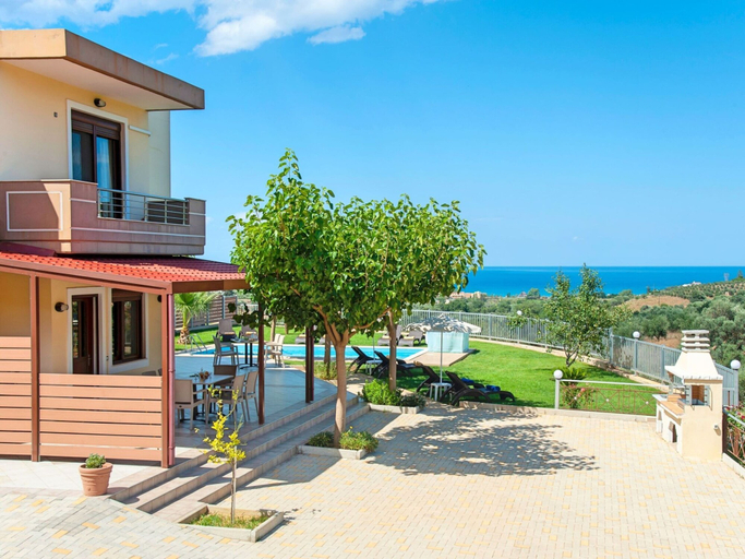Exterior & Views 2, 2 Villas Next to Each Other with Pool & Sea View, Crete