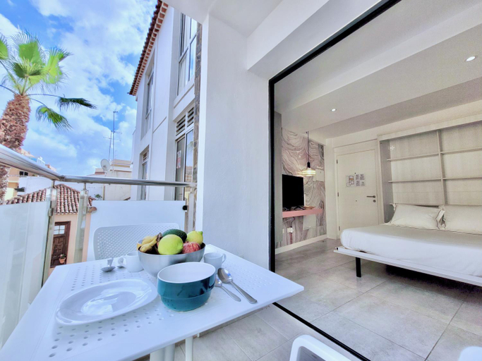 Food & Drinks 5, North Coast Apartments, Santa Cruz de Tenerife