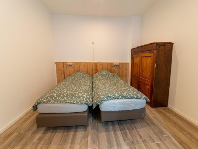 Bedroom 2, Mansion with Pool & Bar, Liège