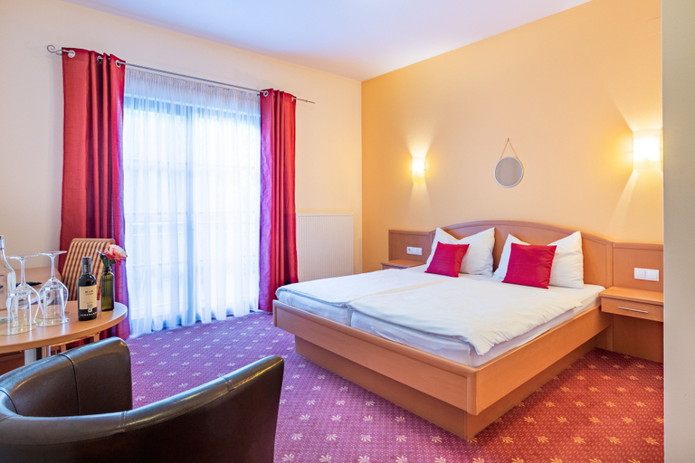 Bedroom 3, Das Blaufränkisch Weinhotel & Restaurant, Oberpullendorf