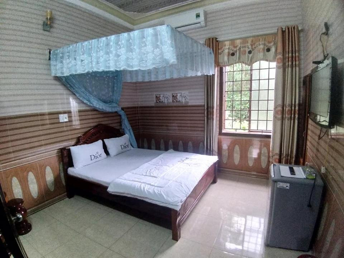 Bedroom 2, Nha Nghi Hoa Phuong, Đông Hà