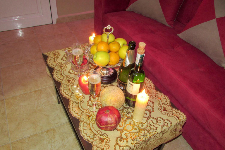 Food & Drinks 5, Apartments Desert Rose near the sea RedSeaLine, Al-Ghurdaqah