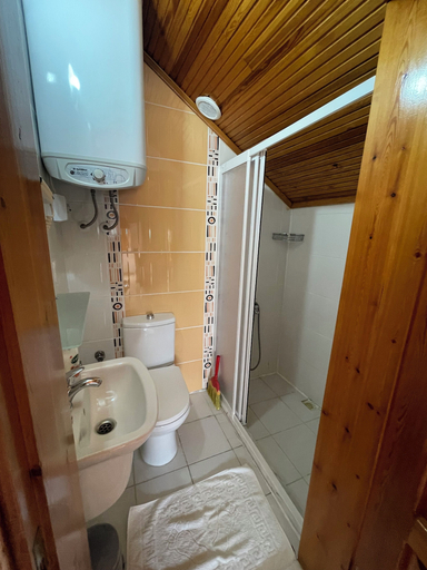 Bathroom 3, Bedesten Pansiyon, Çeşme