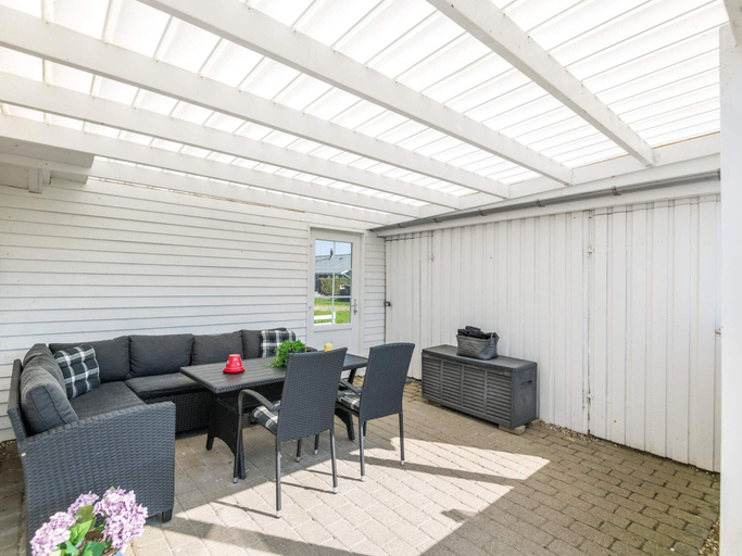 Others 4, 4 Person Holiday Park Home in Hemmet, Ringkøbing-Skjern