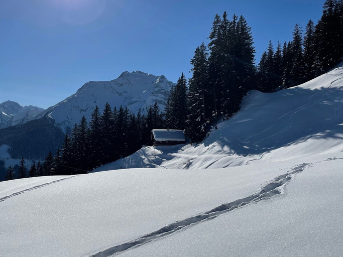 Others 5, Apartment With Garden Near Hiking Trails, Schwaz