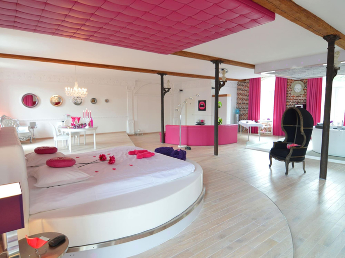 Bedroom 2, Lush Apartment with Sauna, Hot Tub, Mountain Views in Ensival, Liège