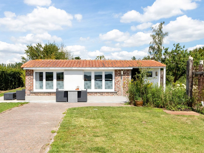 Exterior & Views 1, Inviting Chalet in Westouter With Garden, West-Vlaanderen