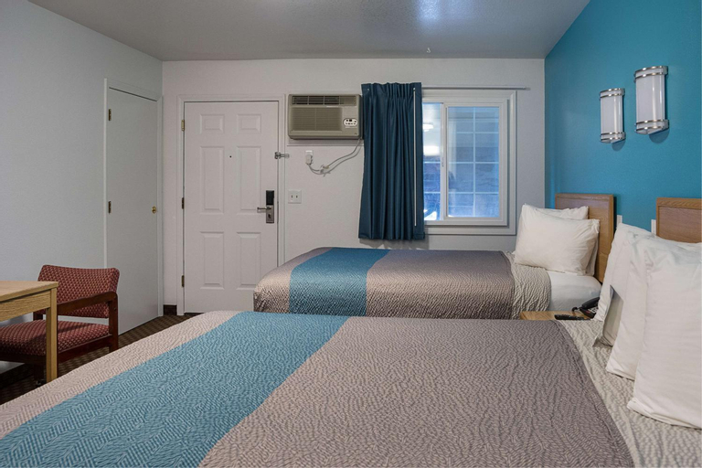 Bedroom 15