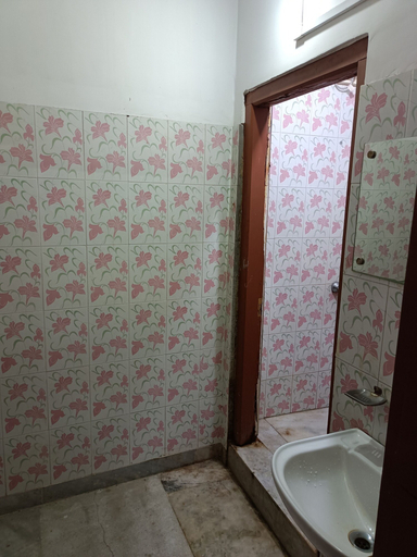 Bathroom 5, Hotel Yuvraj Palace, Dhemaji