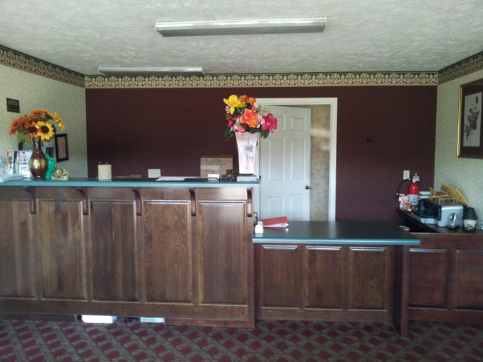 Others 4, Stone Brook Inn, Hardin