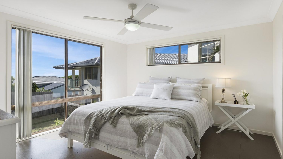 Bedroom 2, Bailey's Beach House, Ballina