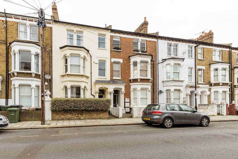Exterior & Views 2, Spacious and Charming Brixton Home, London