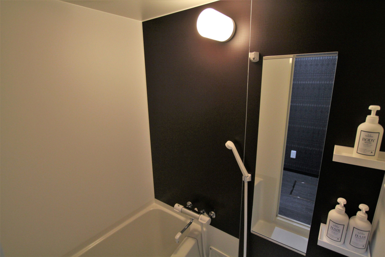Bathroom 4, SEKAI HOTEL Tsuki, Osaka