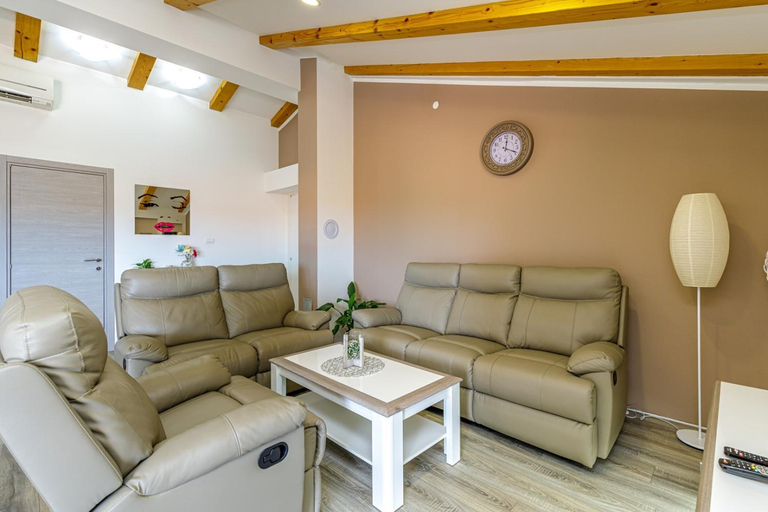 Others 2, Apartments Mirjana Medulin, Medulin