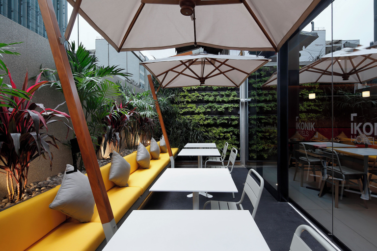 Food & Drinks 5, Ikonik Miraflores, Lima