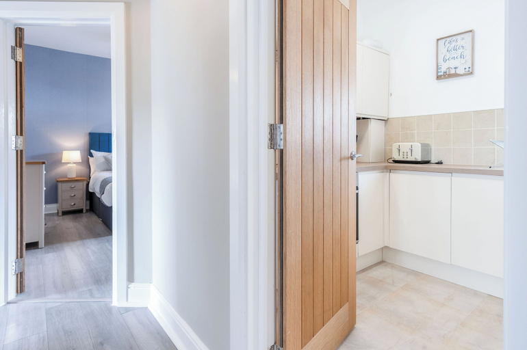 Others 5, Beach Haven Hideout - 2 Bedroom - Milford Haven, Pembrokeshire