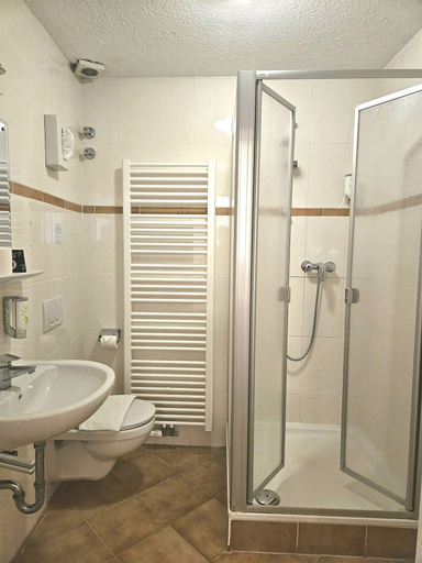 Bathroom 3