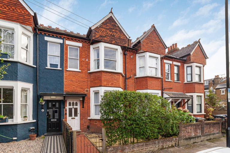 Exterior & Views 2, Bright West Ealing Abode, London