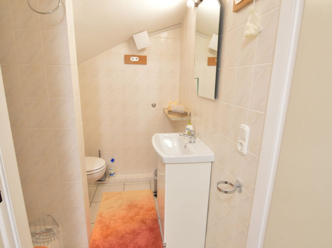 Bathroom 5, Spacious Apartment in Vulkaneifel, Cochem-Zell