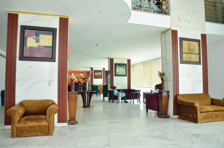 Public Area 4, Aracan Pyramids Hotel, Al-'Umraniyah