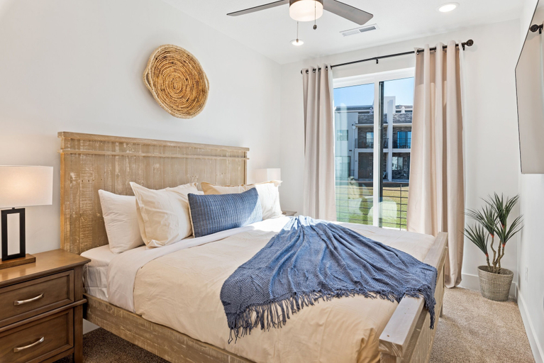 Bedroom 3, Sun & Fun #89 by RedAwning, Washington