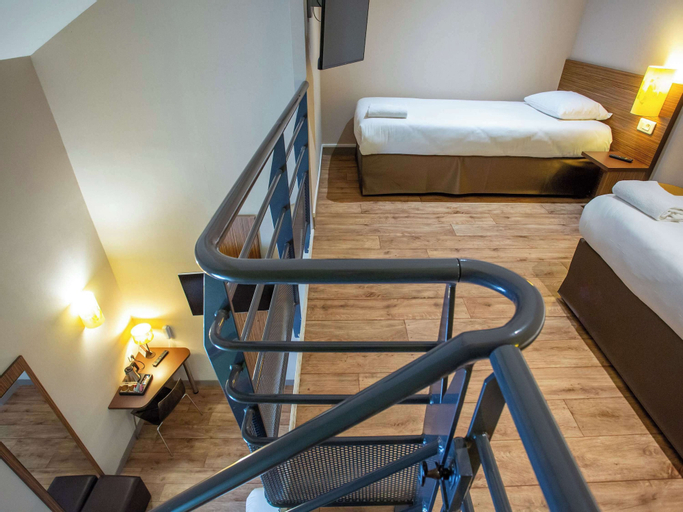 Bedroom 16