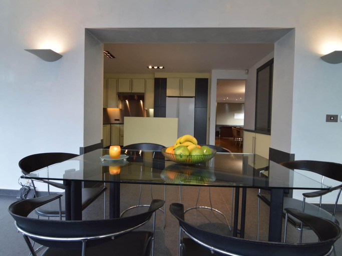 Others 4, Beautiful Villa for Groups With Swimming Pool, Sauna and Wifi, Oost-Vlaanderen