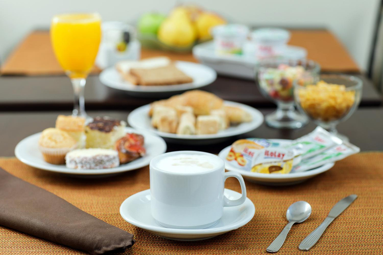 Food & Drinks 5, Grand Hotel, General Obligado