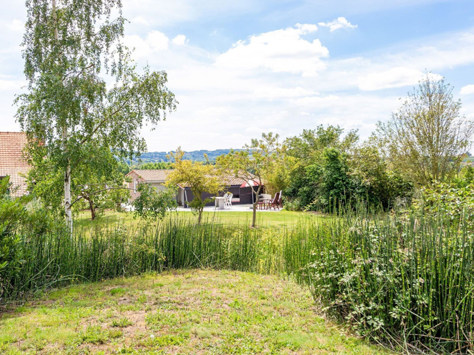 Others 4, Inviting Chalet in Westouter With Garden, West-Vlaanderen