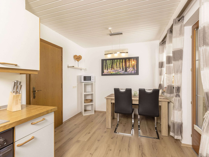 Others 4, Beautiful Apartment in Ramsau With Balcony, Schwaz