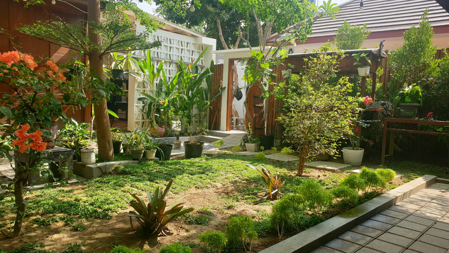 Others 5, Vila Cavendis, Banana Leaf Vila, Sleman