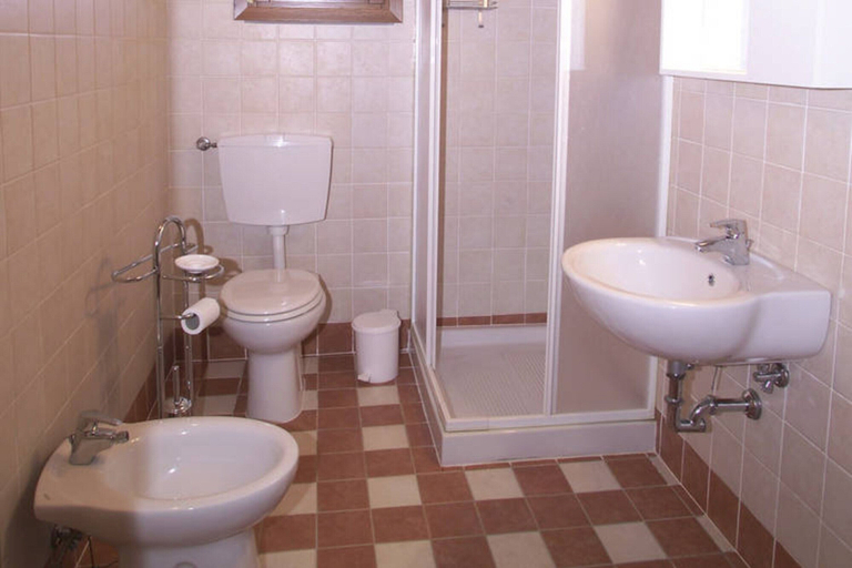 Bathroom 2, Holiday Home in Vicchio With Private Pool, Florence