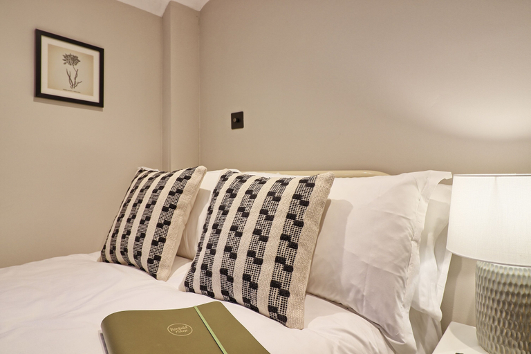 Bedroom 2, Noble Goose Rooms, Essex