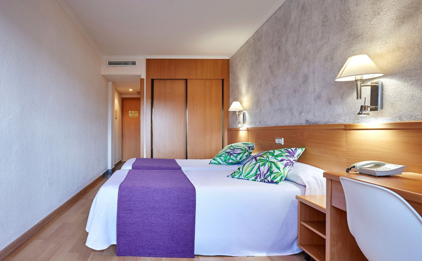 Bedroom 4, Hotel Samba, Girona