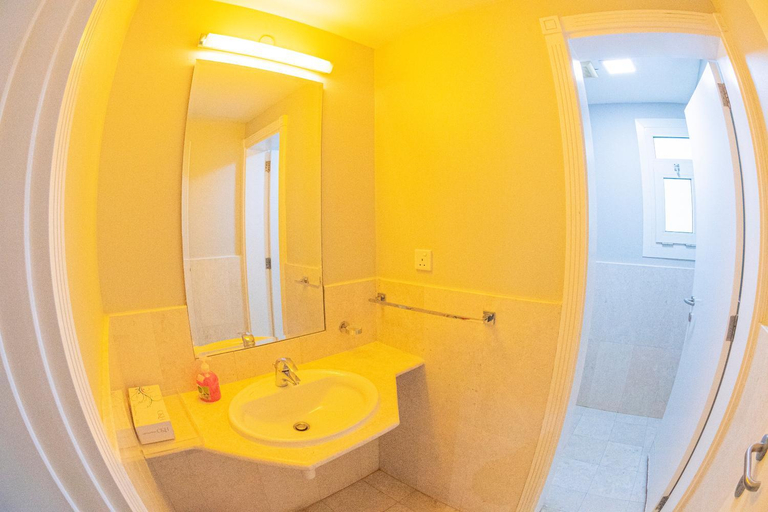 Bathroom 3, Le Sifah Resort Apartment, Quriyat