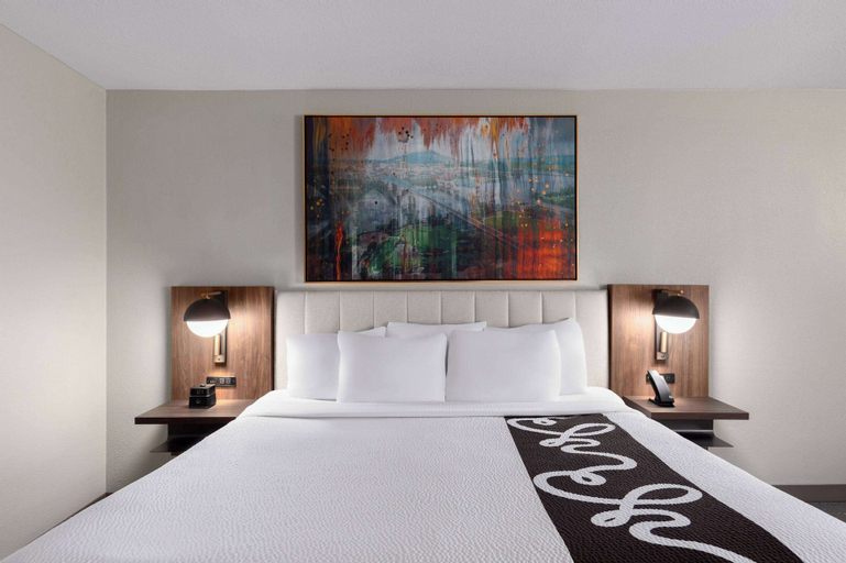 La Quinta Inn & Suites by Wyndham Knoxville Papermill, Knox