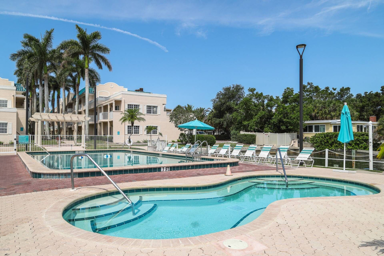 Exterior & Views 2, Palm Bay Club 8th Floor On Complex Private Beach, Sarasota